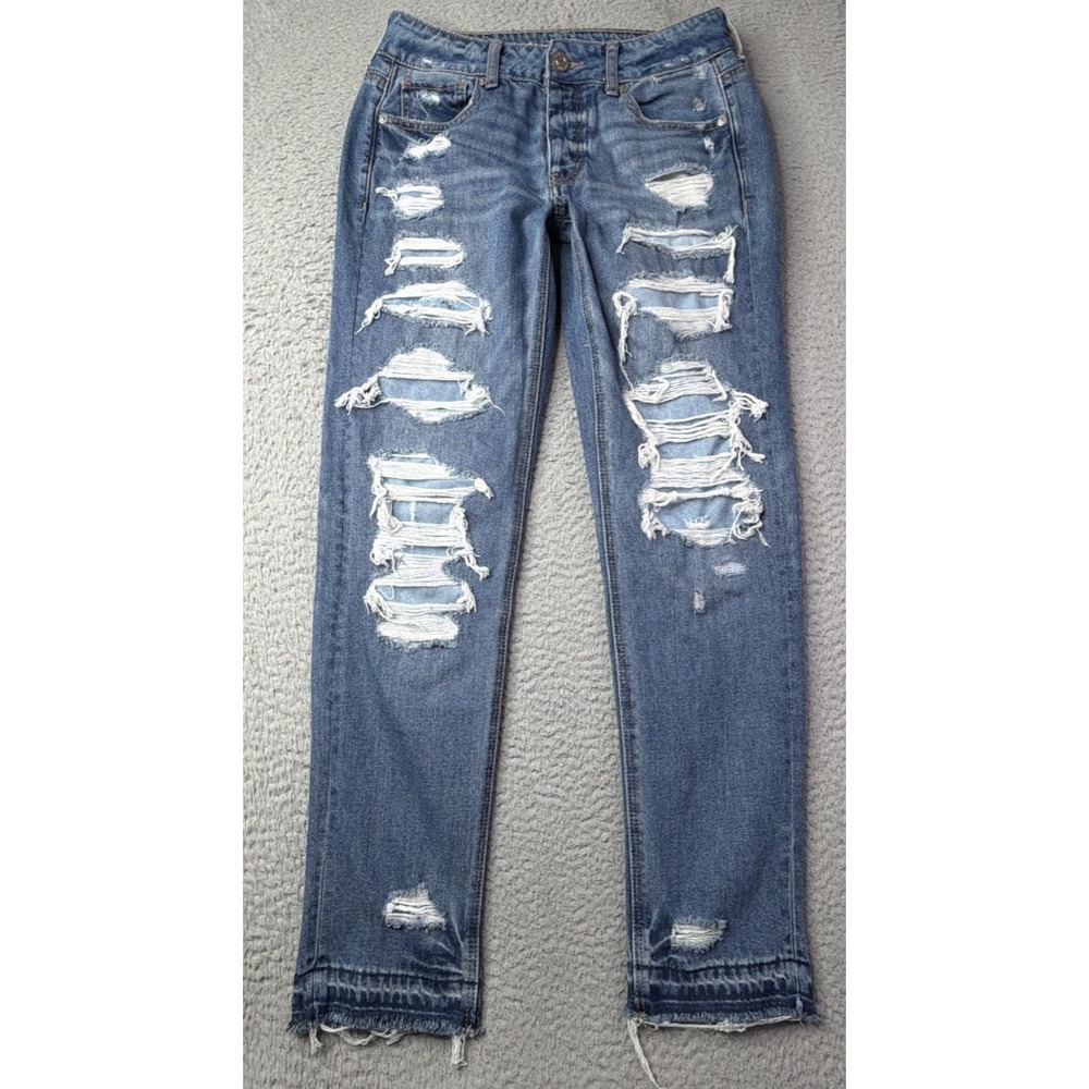 American Eagle Jeans Womens Size 2 R Tomgirl Distressed Relaxed Raw Hem Mid Rise